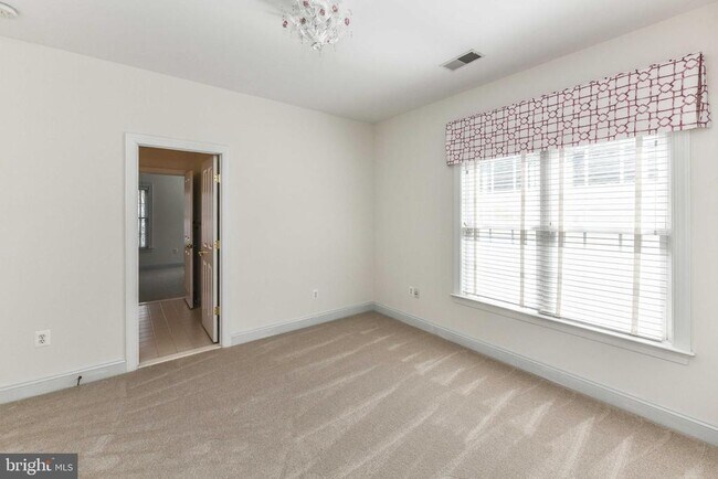 Building Photo - 2875 Star Opal Dr