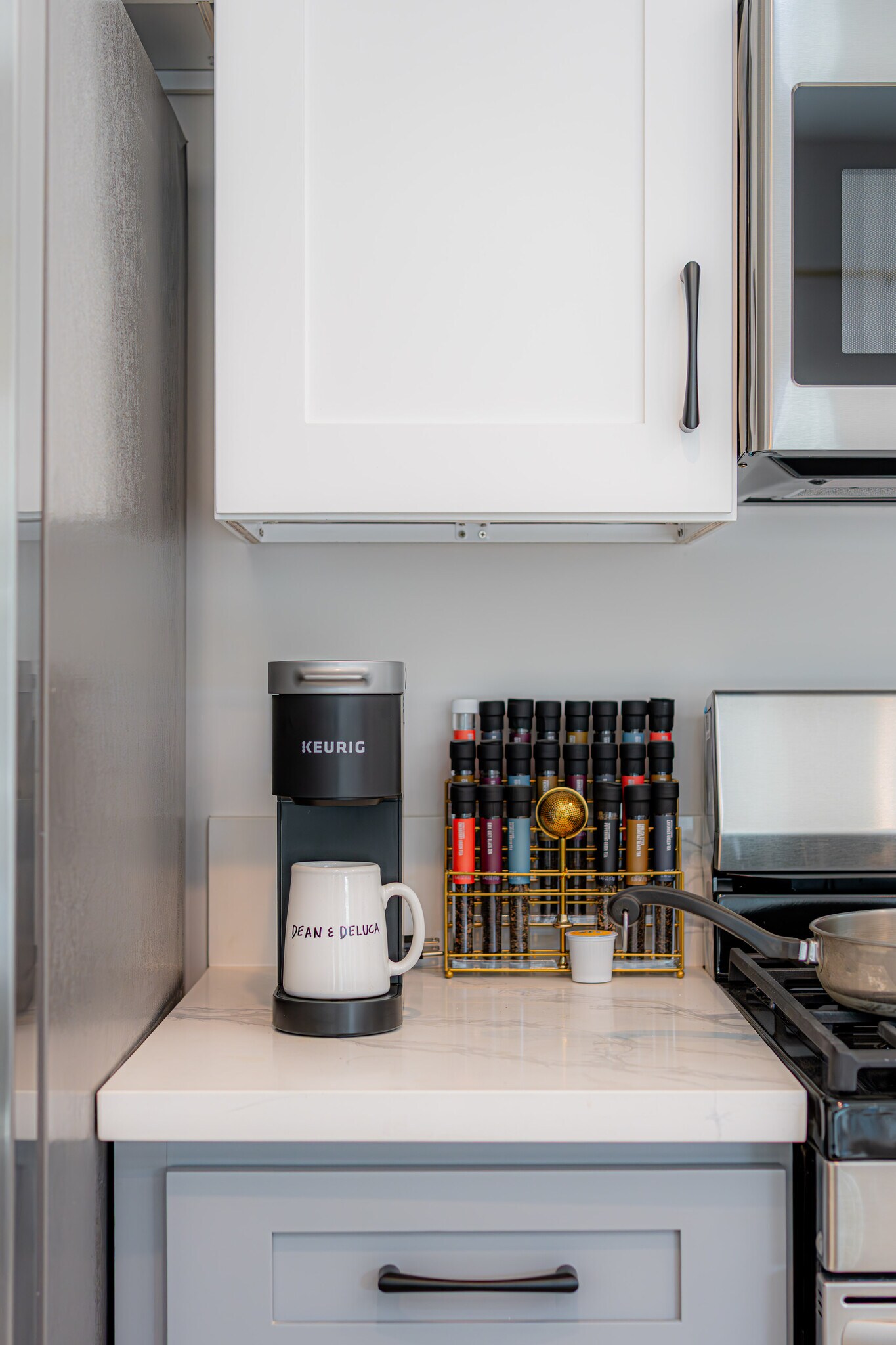 Building Photo - 9338 Langdon Ave