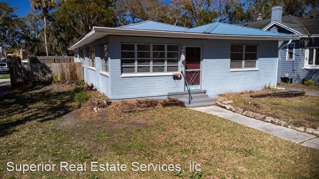 Building Photo - 64 Fullerwood Dr
