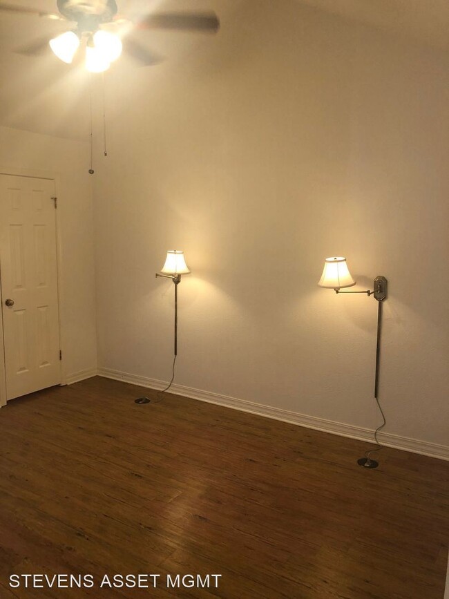 Building Photo - 1 br, 1 bath House - 3253 Eastwood Drive