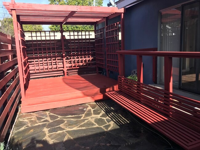 Building Photo - 1141 Nowita Pl