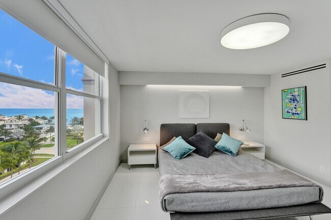 Building Photo - 3606 S Ocean Blvd
