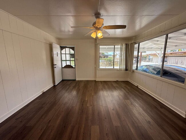 Building Photo - 2BR/1BA Cottage in Ewa Beach