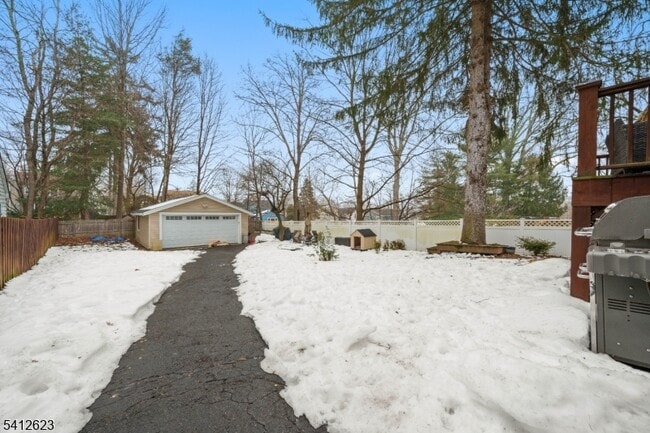 Building Photo - 92 Myrtle Ave