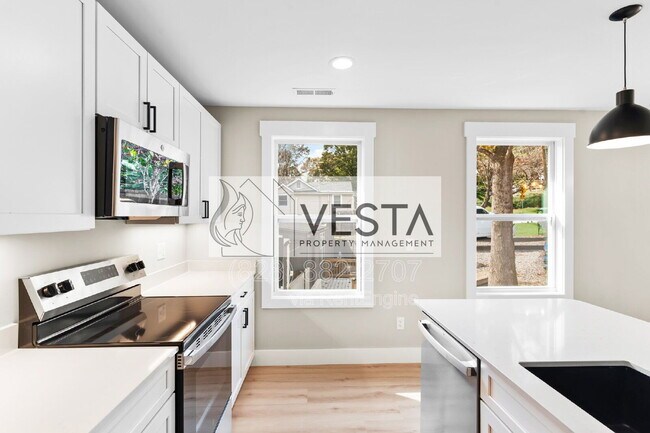 Building Photo - 192 Appalachian Way