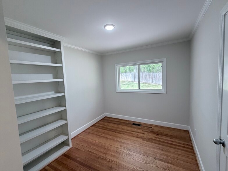 Building Photo - 3 Woodward Way