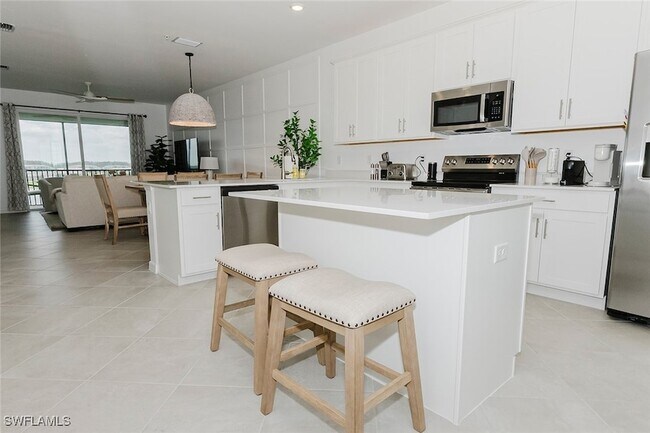 Building Photo - 5555 Double Eagle Cir