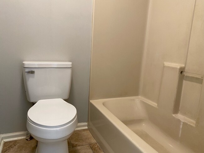 Building Photo - 55 Clement Dr