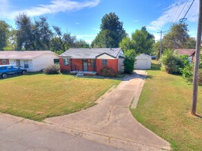 Building Photo - 3612 Firethorn Dr