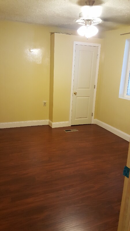 Building Photo - 431 Atwood St