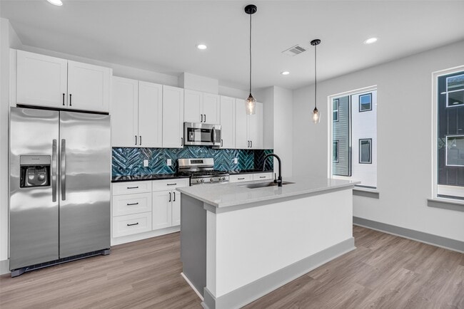 Building Photo - 5303 Kindred Gdn Ln