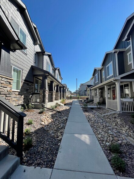 Building Photo - 16828 E 119th Ave