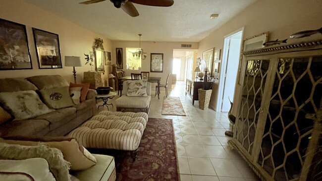 Building Photo - 14623 Bonaire Blvd