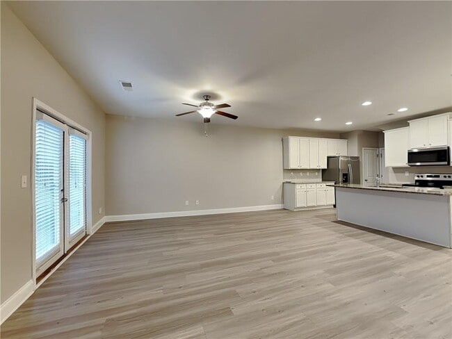 Building Photo - 409 Trickum Hill Dr