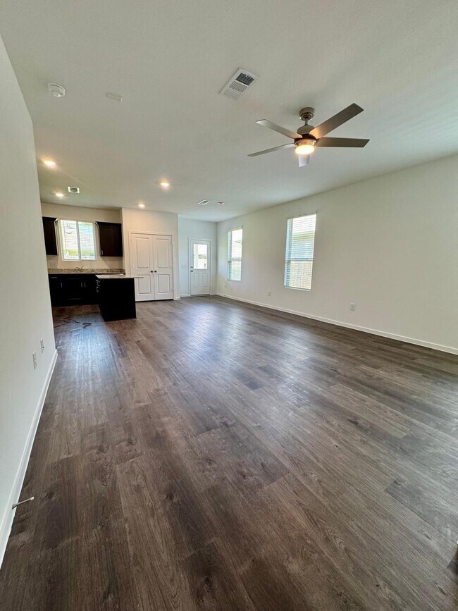 Building Photo - 15357 Dapple Blf Ln