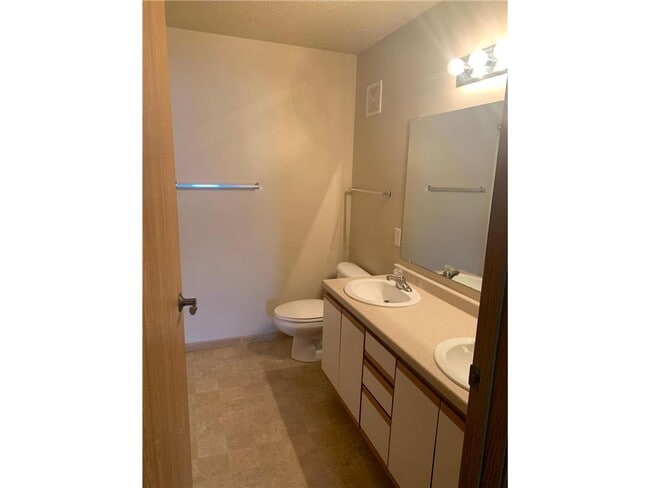 Building Photo - 4210 47th St S