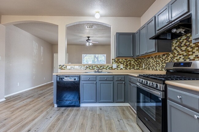 Building Photo - 11716 Channing Dr