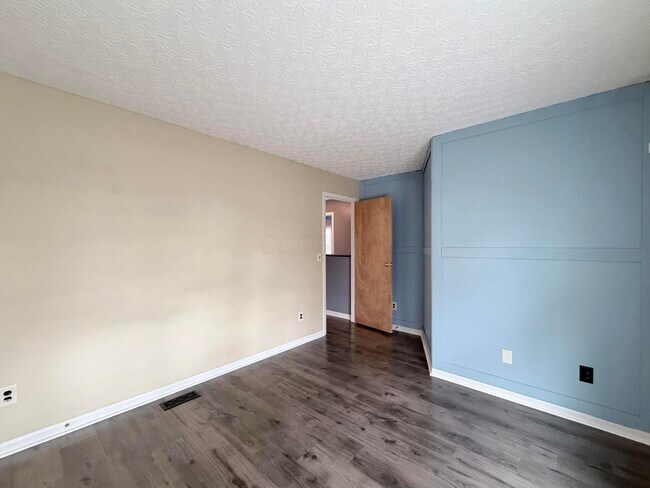 Building Photo - 5328 Cherry Bud Ct