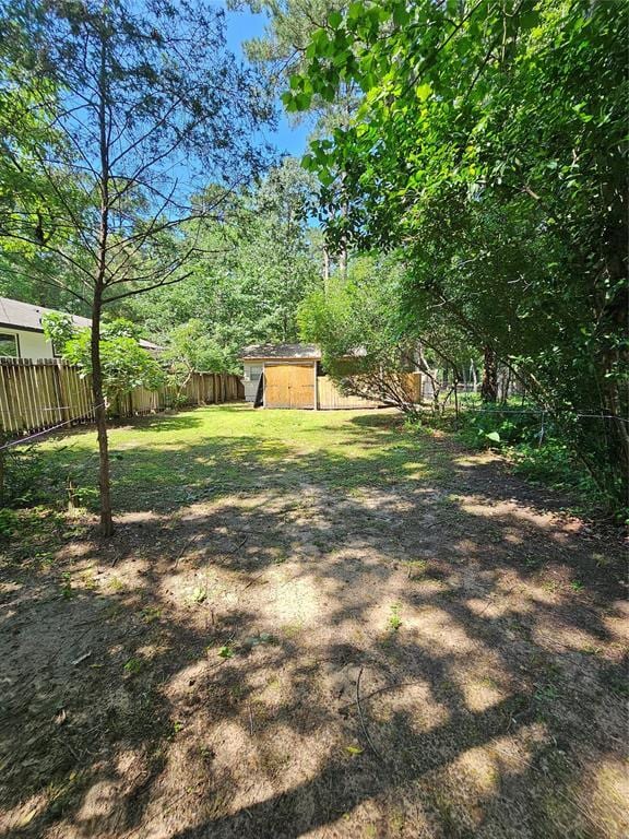 Building Photo - 16443 Piper Ln