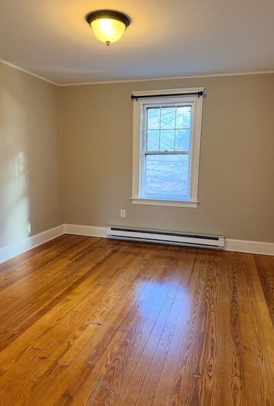 Building Photo - 260 Providence Rd