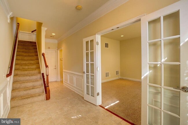 Building Photo - 14580 Crossfield Way