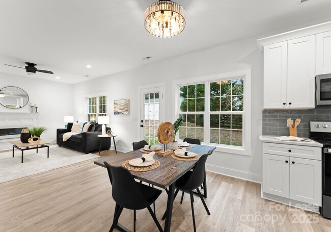 Building Photo - 6923 Cascade Dream Ct