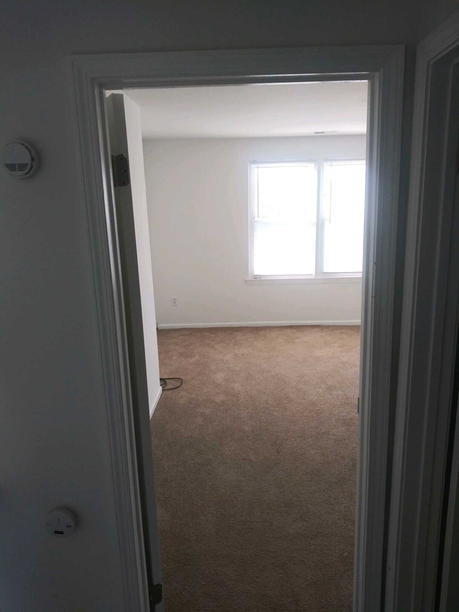 Building Photo - 44 Hopewell Ln Unit #B