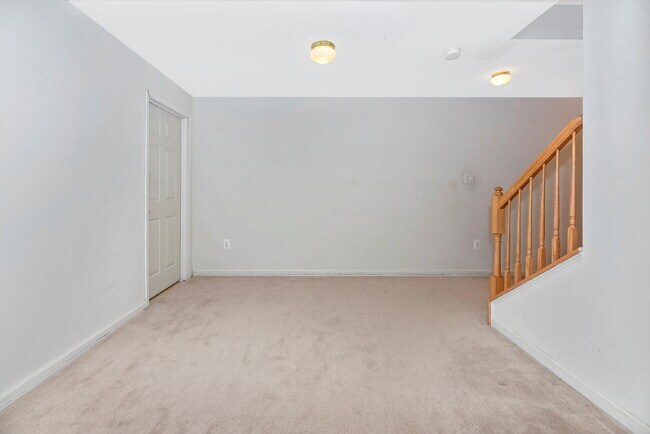 Building Photo - LEASE PENDING! Beautiful 4-Bedroom Colonial in Walkersville
