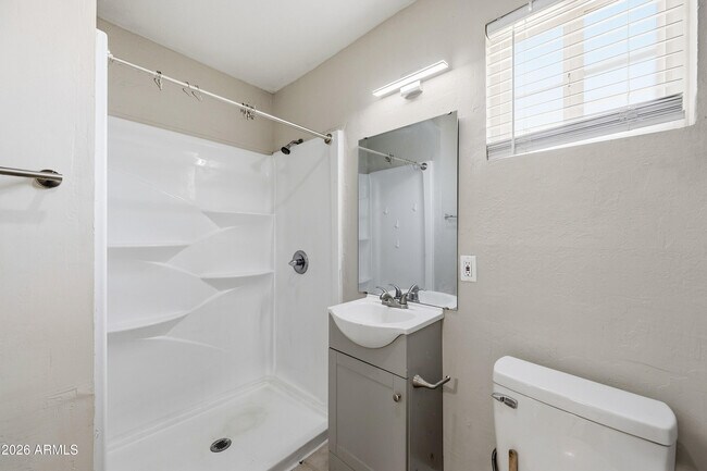 Building Photo - 5206 W Ocotillo Rd
