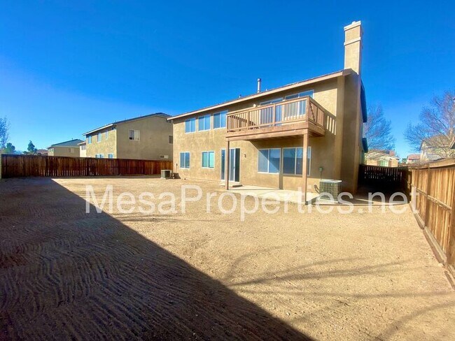 Building Photo - 13535 Silversand St