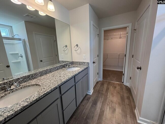 Building Photo - 1020 Field Strip Rd