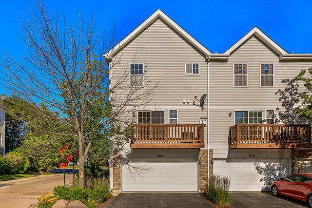 Building Photo - 860 S Insignia Ct