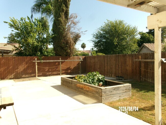 Building Photo - 5319 Silvergate St