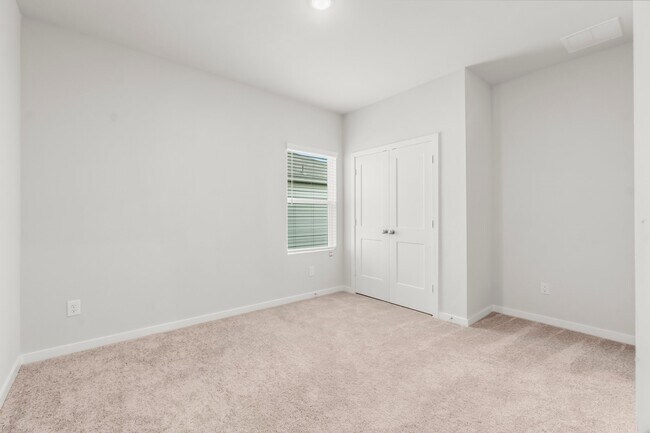 Building Photo - 11617 Whirlaway Dr