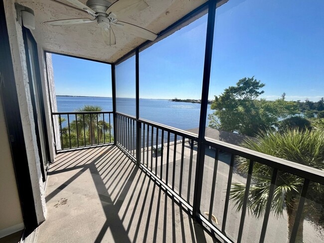 Building Photo - 3490 N Key Dr