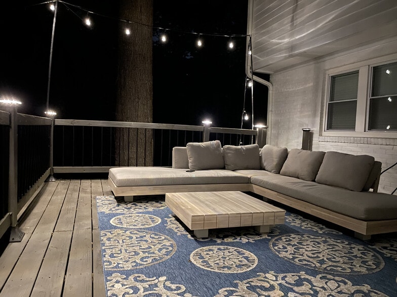 Building Photo - 2929 Stanton Ave