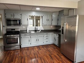 Building Photo - 1461 Collier Ave