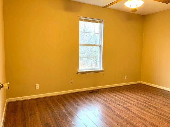 Building Photo - 106 Bowers Ct