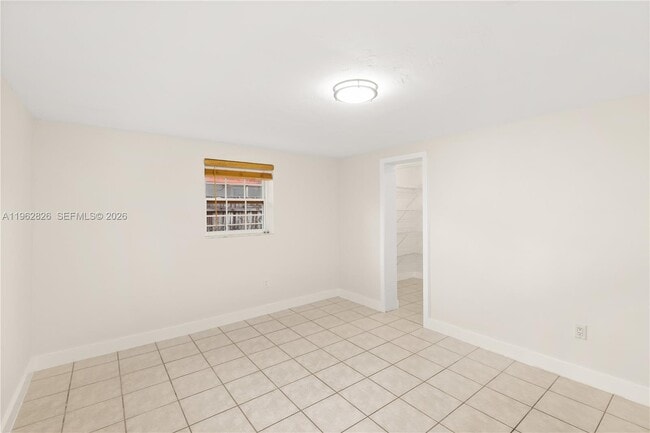 Building Photo - 6365 SW 33rd St