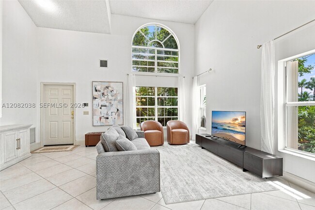 Building Photo - 2873 Oak Park Cir