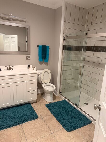 Basement baseboards suite - 8 Wading Bird Loop