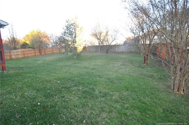 Building Photo - 2105 Roland Glen Rd
