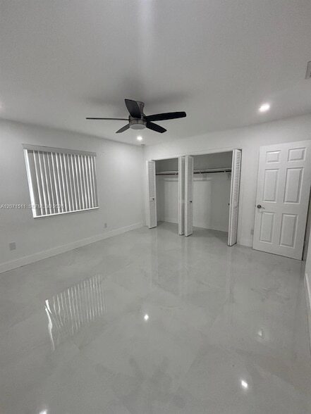 Building Photo - 12253 SW 82nd Ave