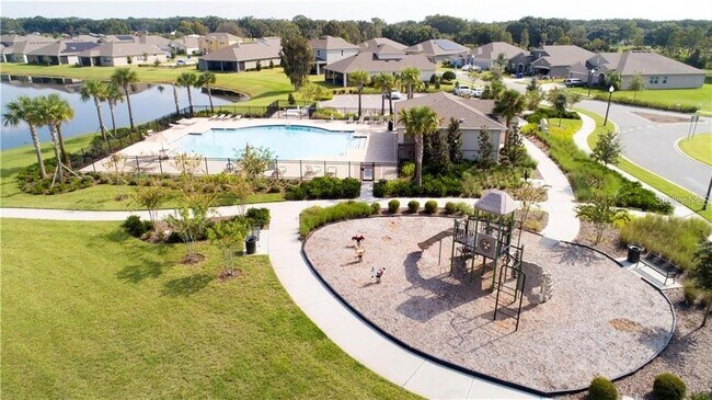 Building Photo - 5579 Bakewell Pl