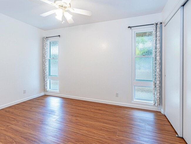Building Photo - Pet Friendly in Kailua - Enchanted Lakes!