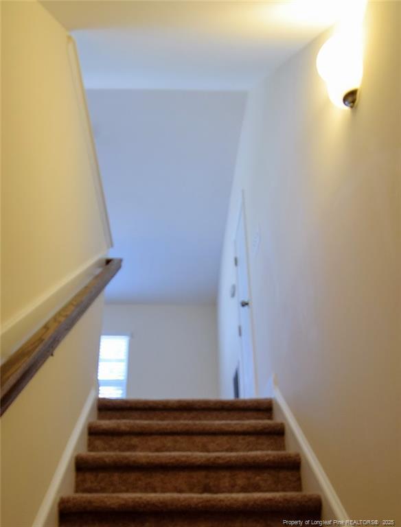 Building Photo - 154 Heatherwood Dr
