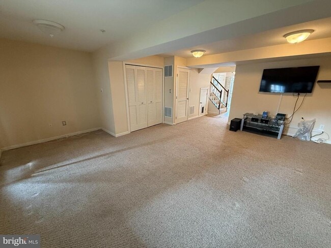 Building Photo - 7211 Maidstone Pl