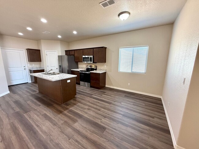 Building Photo - Beautiful 4-Bedroom Home for Rent in Cerba...