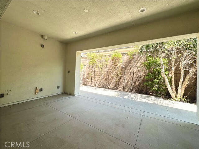 Building Photo - 214 Parkwood