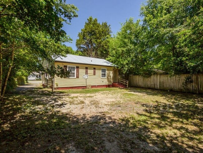 Building Photo - 2210 Bandler Rd